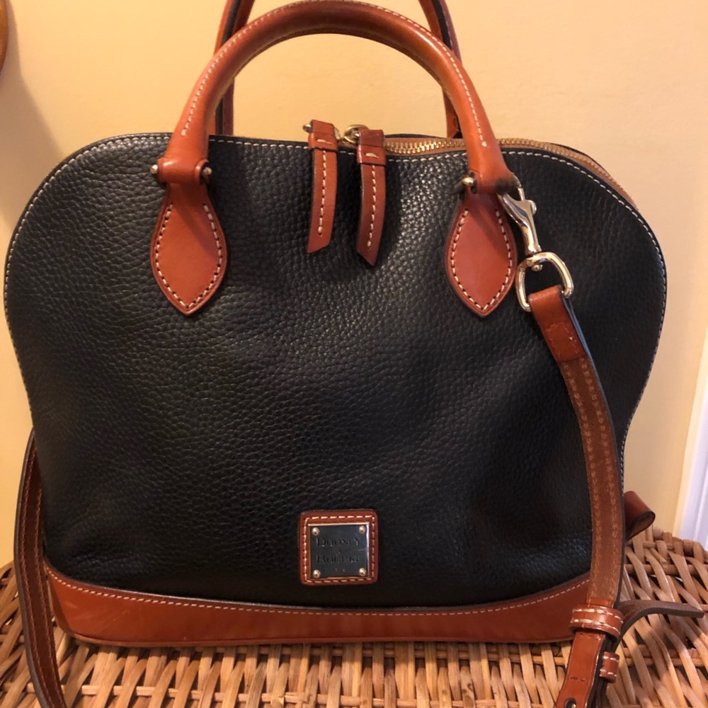 Dooney & Bourke Sachel